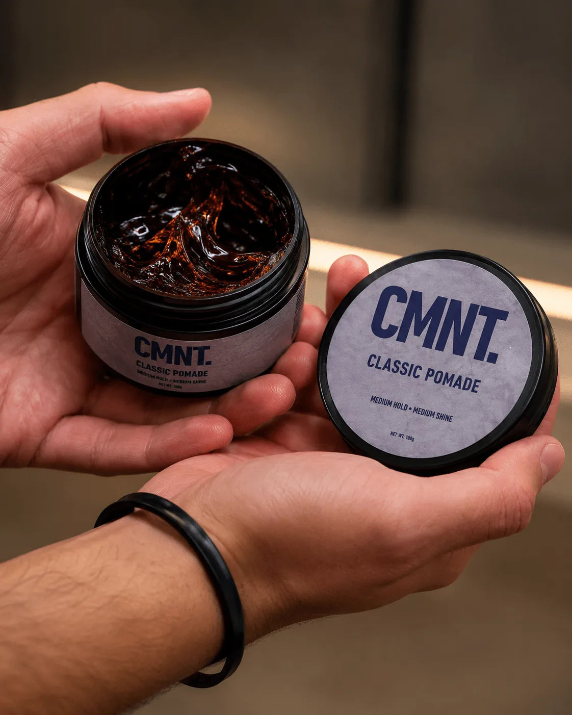 CMNT. Classic Pomade